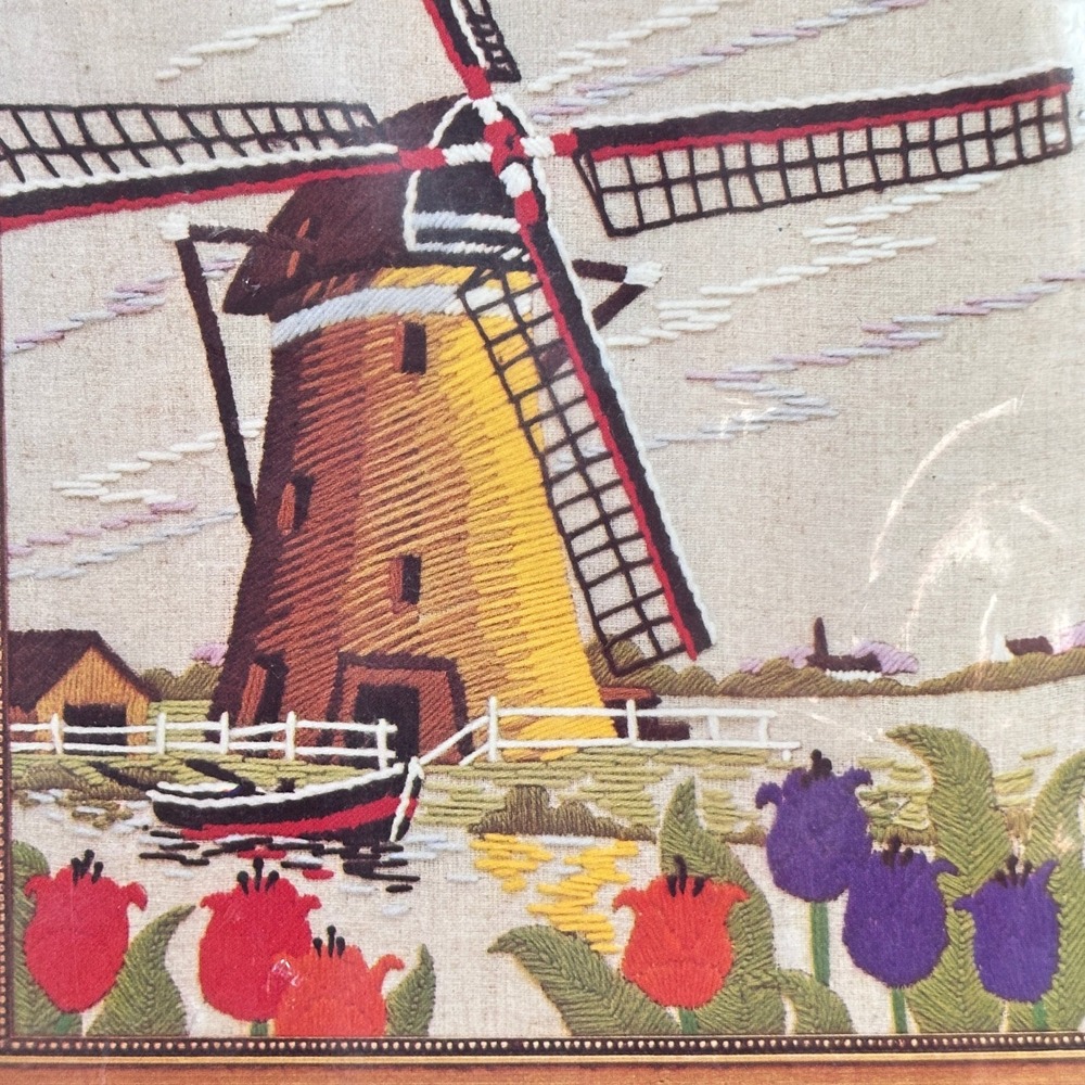 Valiant Stitchery Windmill Needlepoint Kit 7625 Jumbo 16x20 Multicolor‎ NEW